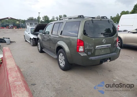 2005 Nissan Pathfinder Le из США, поврежденный, VIN 5N1AR18W85C701167